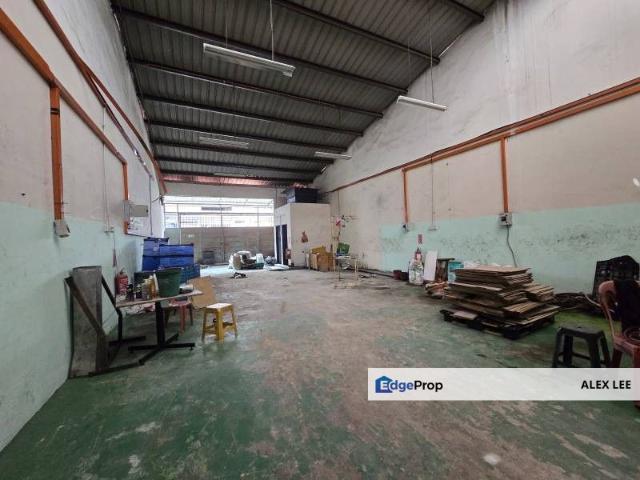 Warehouse for rent in Petaling, Subang Jaya