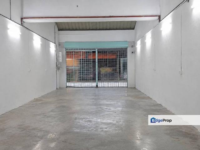 Warehouse for rent in Petaling, Subang Jaya