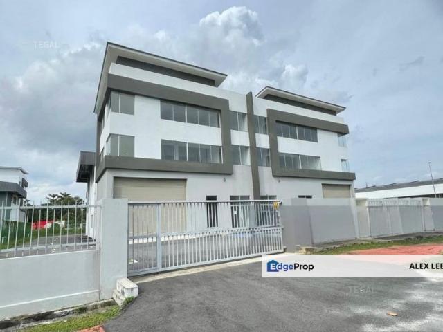 Warehouse for rent in Petaling, Subang Jaya
