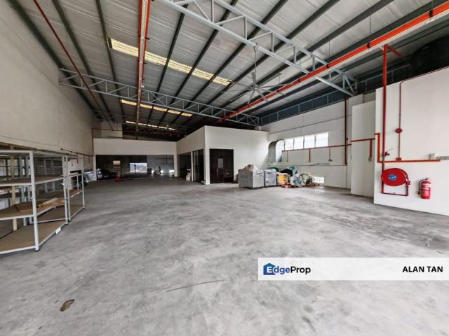 Warehouse for rent in Petaling, Subang Jaya