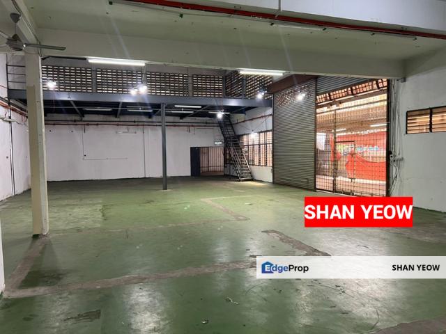 Warehouse for rent in Wellesley, Penang