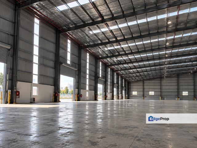 Warehouse for rent in Senai, Kulai