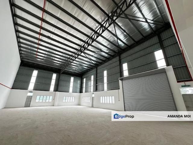 Warehouse for rent in Taman Desa Idaman, Kulai