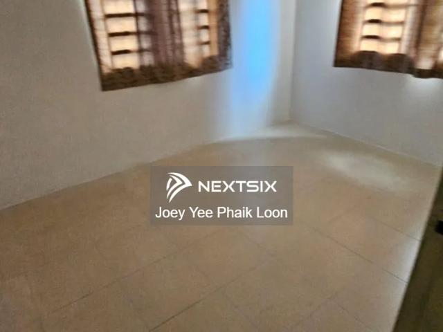 Warehouse for sale in Johor