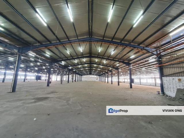 Warehouse for rent in Petaling, Alam Impian