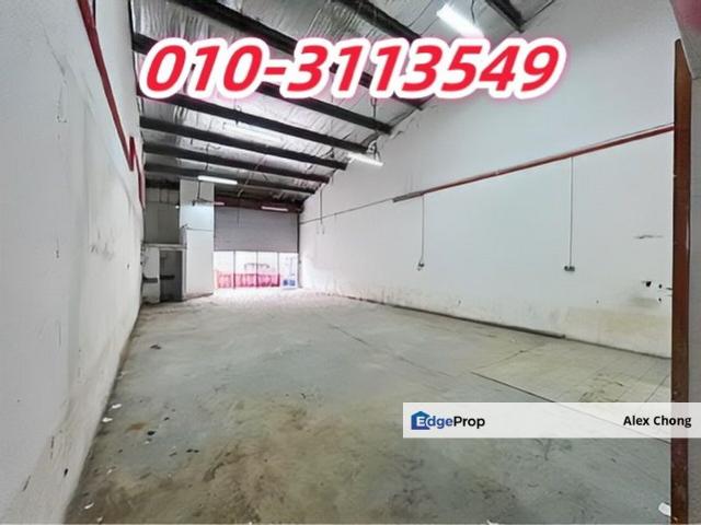 Warehouse for rent in Petaling, Alam Impian