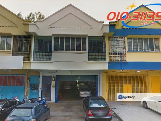 Warehouse for rent in Petaling, Alam Impian
