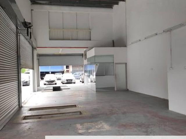 Warehouse for rent in Petaling, Alam Impian