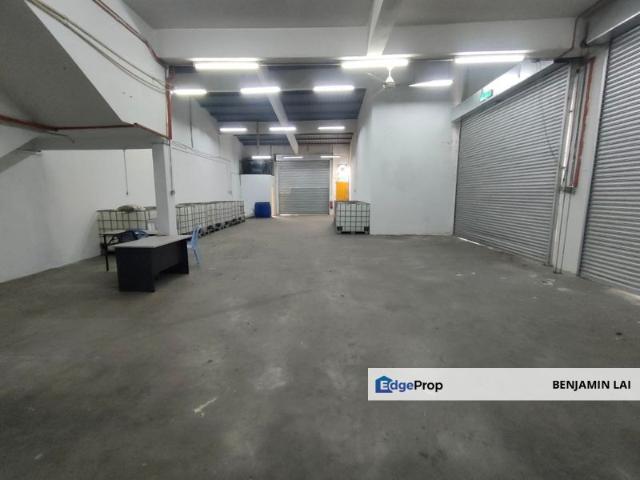 Warehouse for sale in Selayang, Selangor