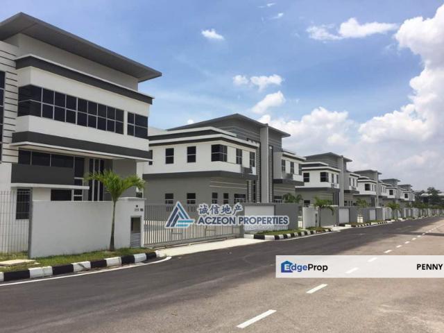 Warehouse for sale in Kediaman Kakitangan Daerah JKR Johor Bahru, Iskandar Puteri
