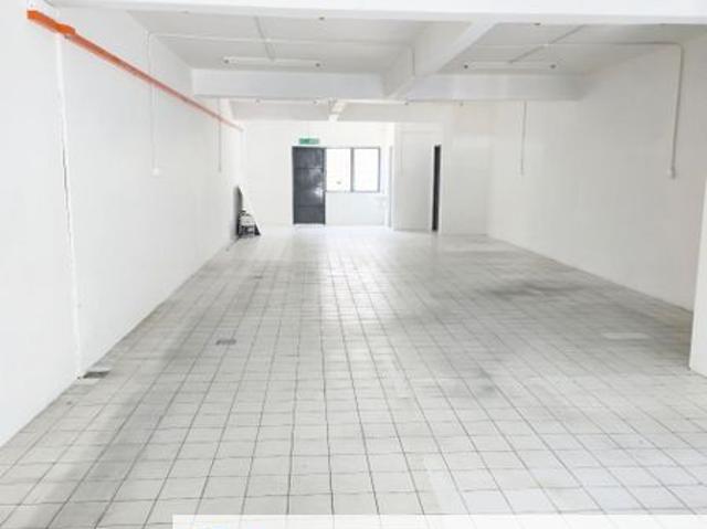 Shop for rent in Petaling, Subang Jaya