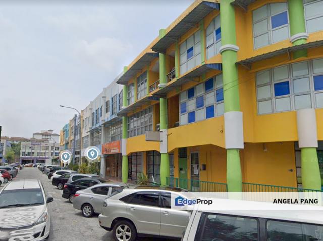Shop for rent in Petaling, Subang Jaya