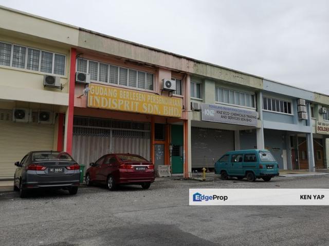 Warehouse for rent in Petaling, Subang Jaya