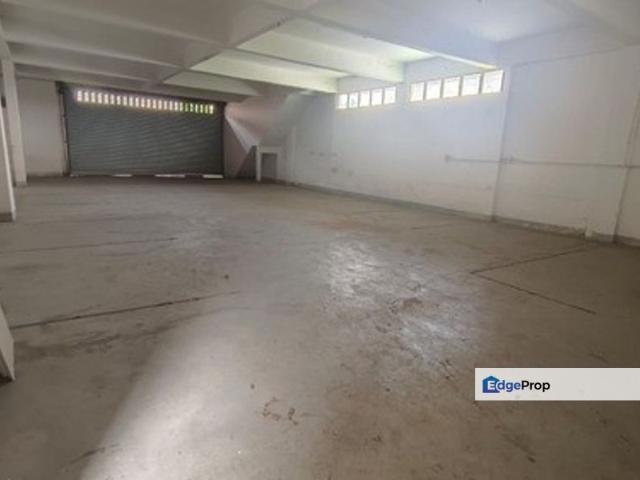 Warehouse for rent in Petaling, Subang Jaya