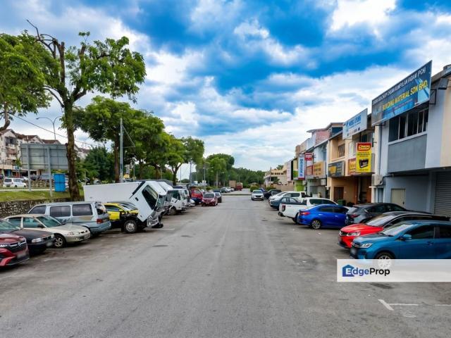 Warehouse for rent in Petaling, Subang Jaya