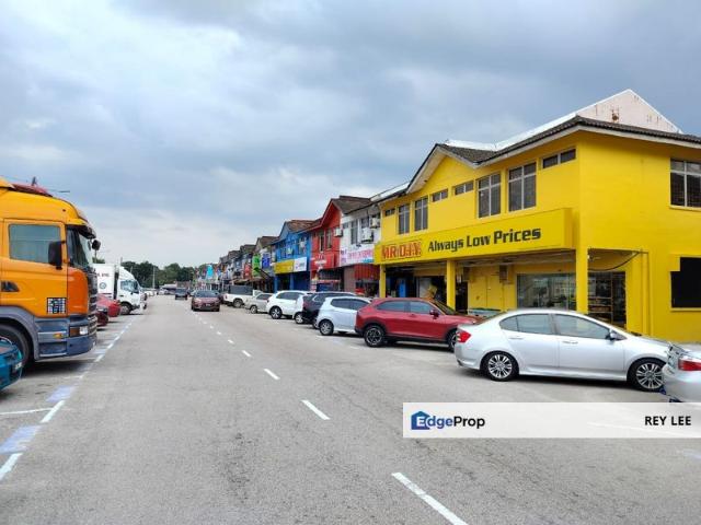 Shop for rent in Bukit Ledang, Johor