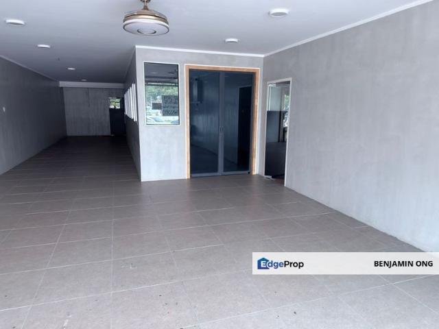 Shop for rent in Bukit Ledang, Johor