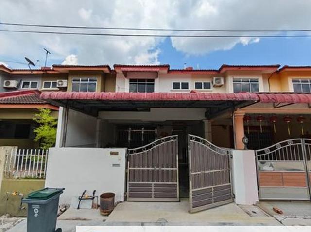 House for sale in FELDA Kemelah, Segamat