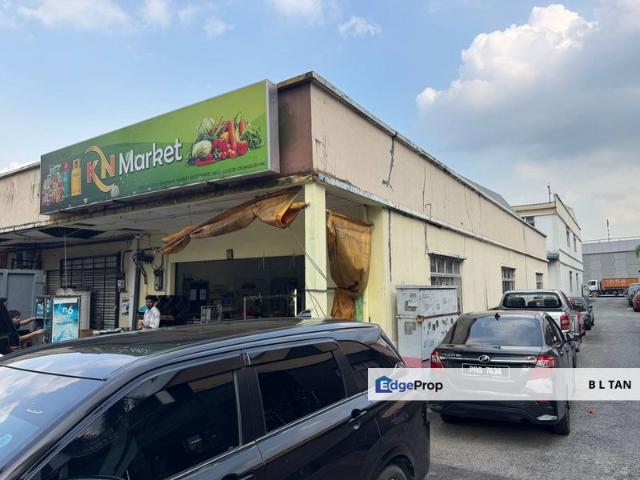 Shop for rent in Bukit Ledang, Johor