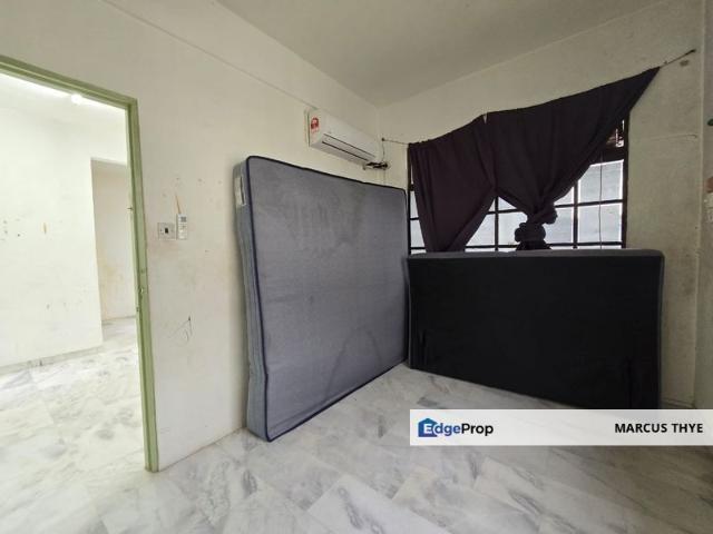 Flat for sale in Taman Perling, Iskandar Puteri