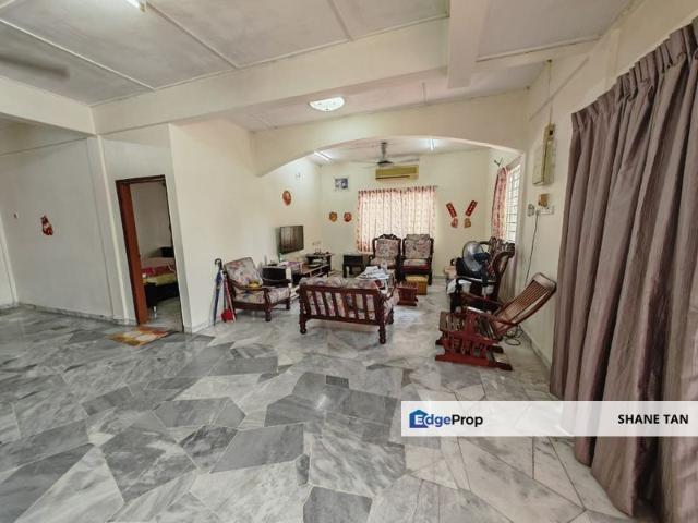House for sale in Sendayan Village, Negeri Sembilan