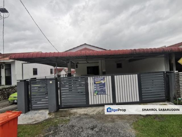 House for sale in Sendayan Village, Negeri Sembilan