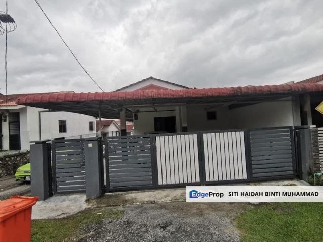 House for sale in Sendayan Village, Negeri Sembilan
