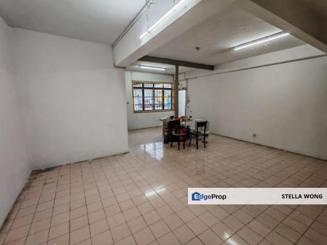 Warehouse for rent in Plentong, Johor