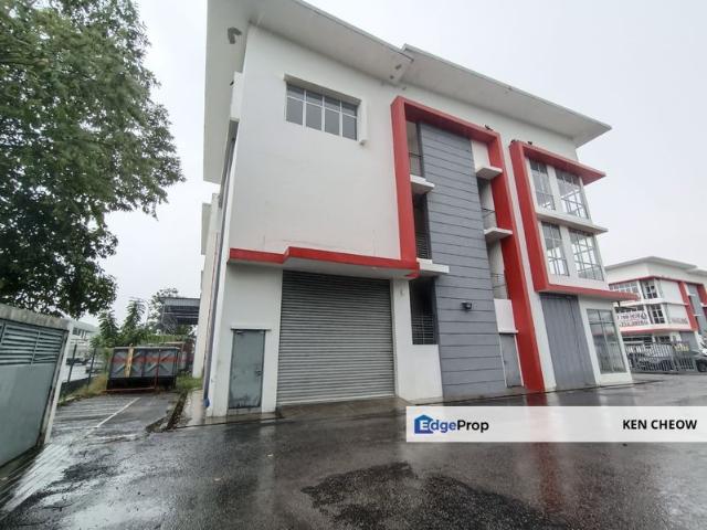 Warehouse for rent in Plentong, Johor