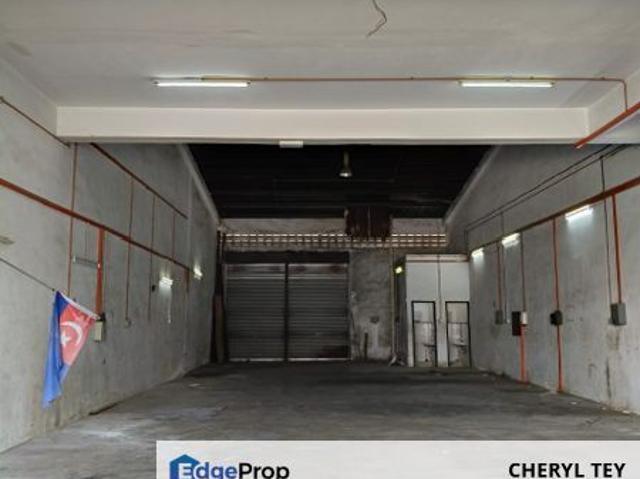 Warehouse for sale in Bandar Baru Permas Jaya, Plentong
