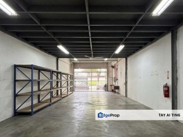 Warehouse for rent in Plentong, Johor