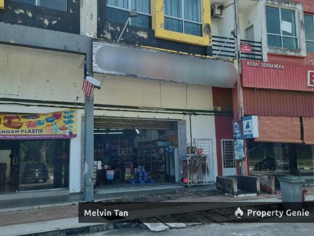 Shop for sale in Padang Temu, Malaka