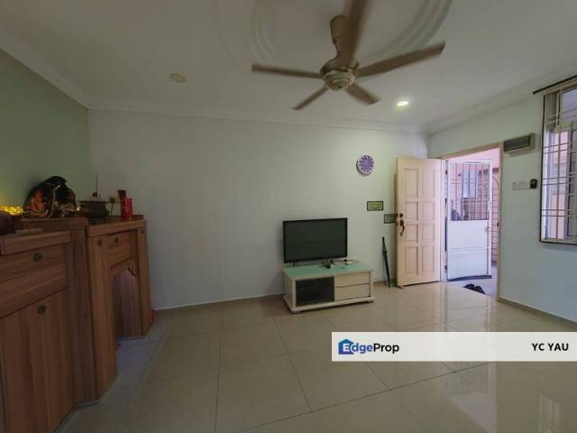 House for sale in Malaka