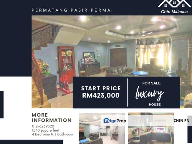 House for sale in Malaka