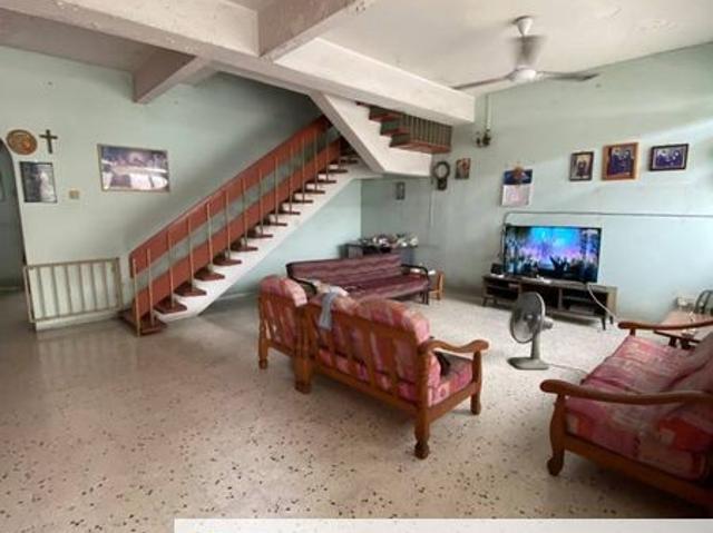 House for sale in Taman Pertama, Majlis Bandaraya Ipoh
