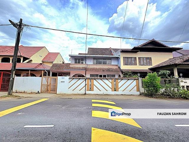 House for sale in Country Heights Damansara, Kuala Lumpur
