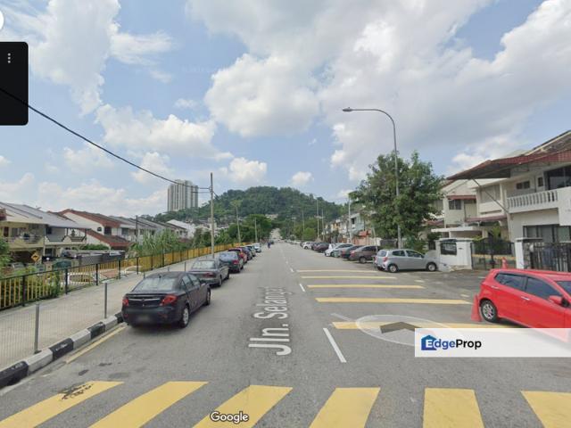 House for sale in Country Heights Damansara, Kuala Lumpur