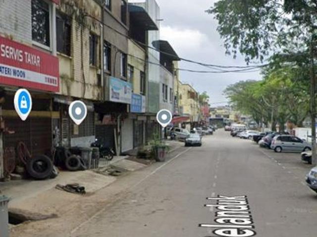 Shop for sale in Kulai