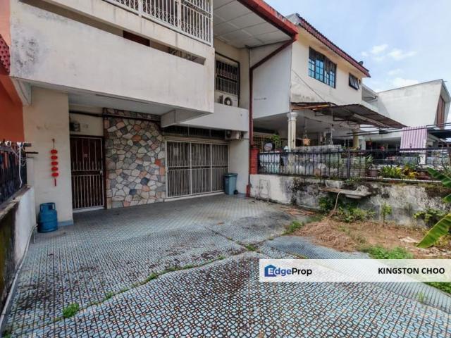 House for sale in Country Heights Damansara, Kuala Lumpur