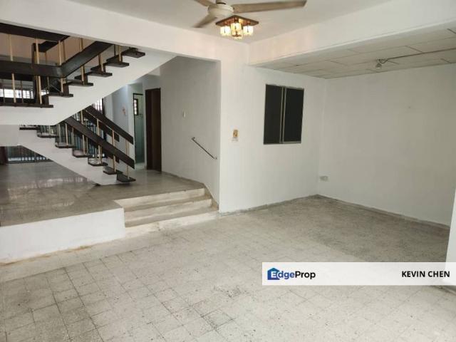 House for sale in Country Heights Damansara, Kuala Lumpur