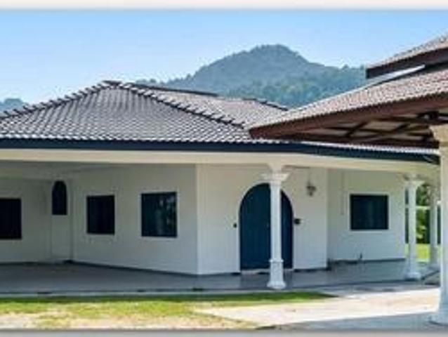 Bungalow for sale in Sungai Udang, Malaka