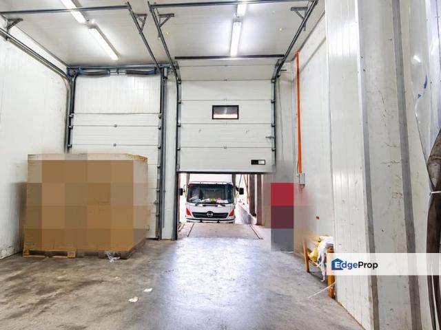 Warehouse for sale in Taman Perusahaan Ringan Pulai, Johor Bahru