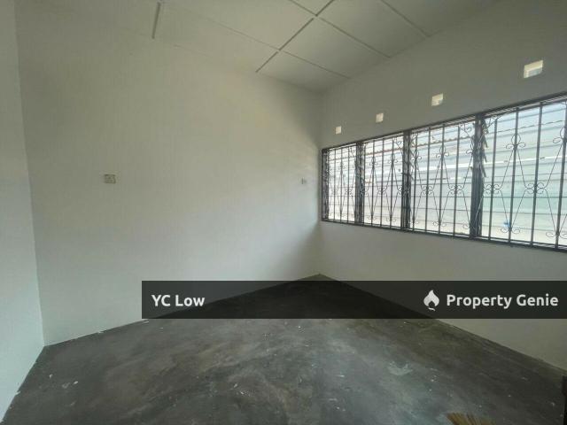 Terraced House for sale in Wellesley, Penang