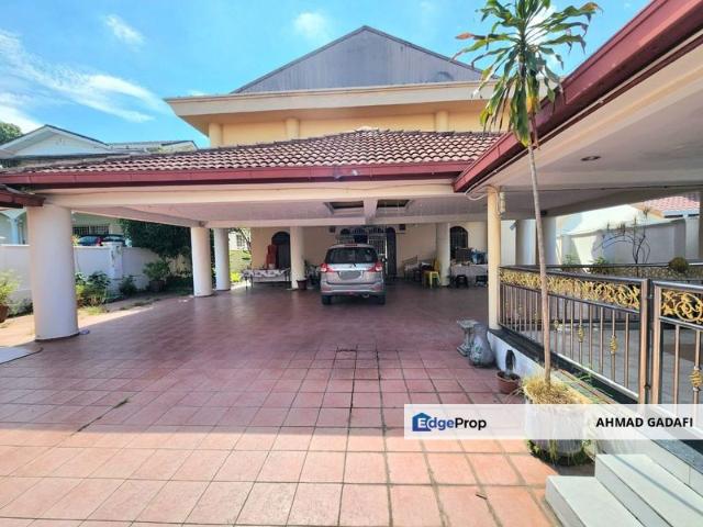 House for sale in Langat, Selangor