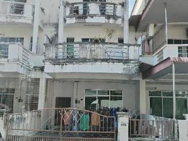 Terraced House for sale in Wellesley, Penang