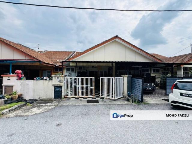 House for sale in Tanjong Sepat, Selangor