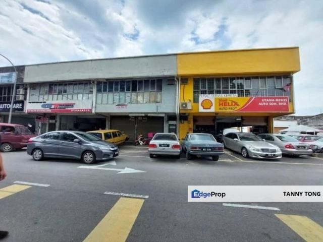 Warehouse for sale in Petaling Jaya, Petaling