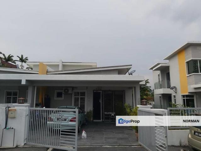 House for sale in Sendayan Village, Negeri Sembilan