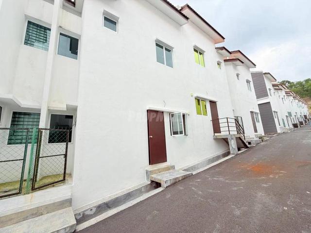 Terraced House for sale in Sendayan Village, Negeri Sembilan