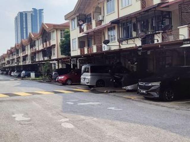 Condominium for sale in Langat, Selangor